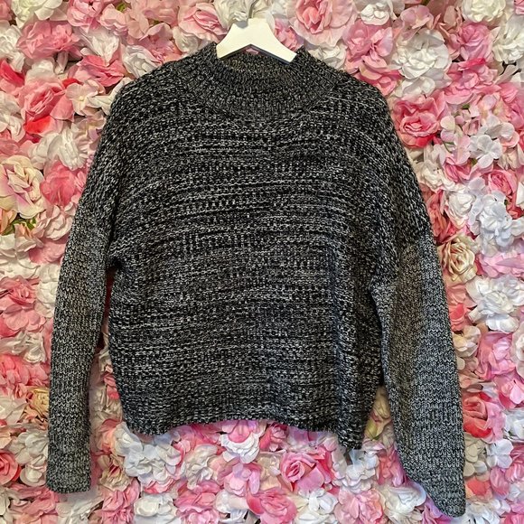 John + Jenn Knitted Long Sleeve Sweater Sz M - Picture 1 of 4